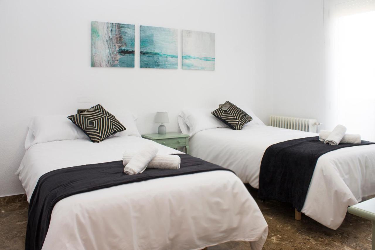 Casa Las Rosas Iniesta ภายนอก รูปภาพ