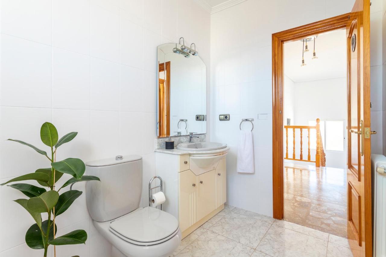 Casa Las Rosas Iniesta ภายนอก รูปภาพ